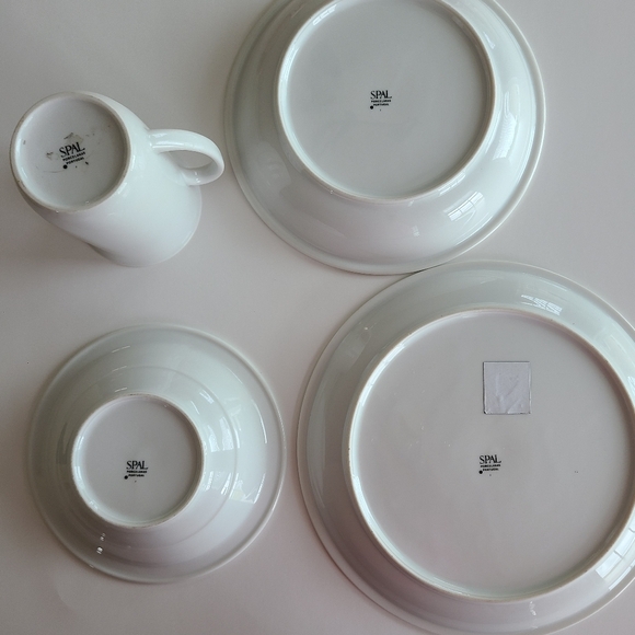 SPAL PORCILINAS Vintage Clown Plates Bowls Coffee Cup RARE Full Set Portugal - Picture 2 of 7